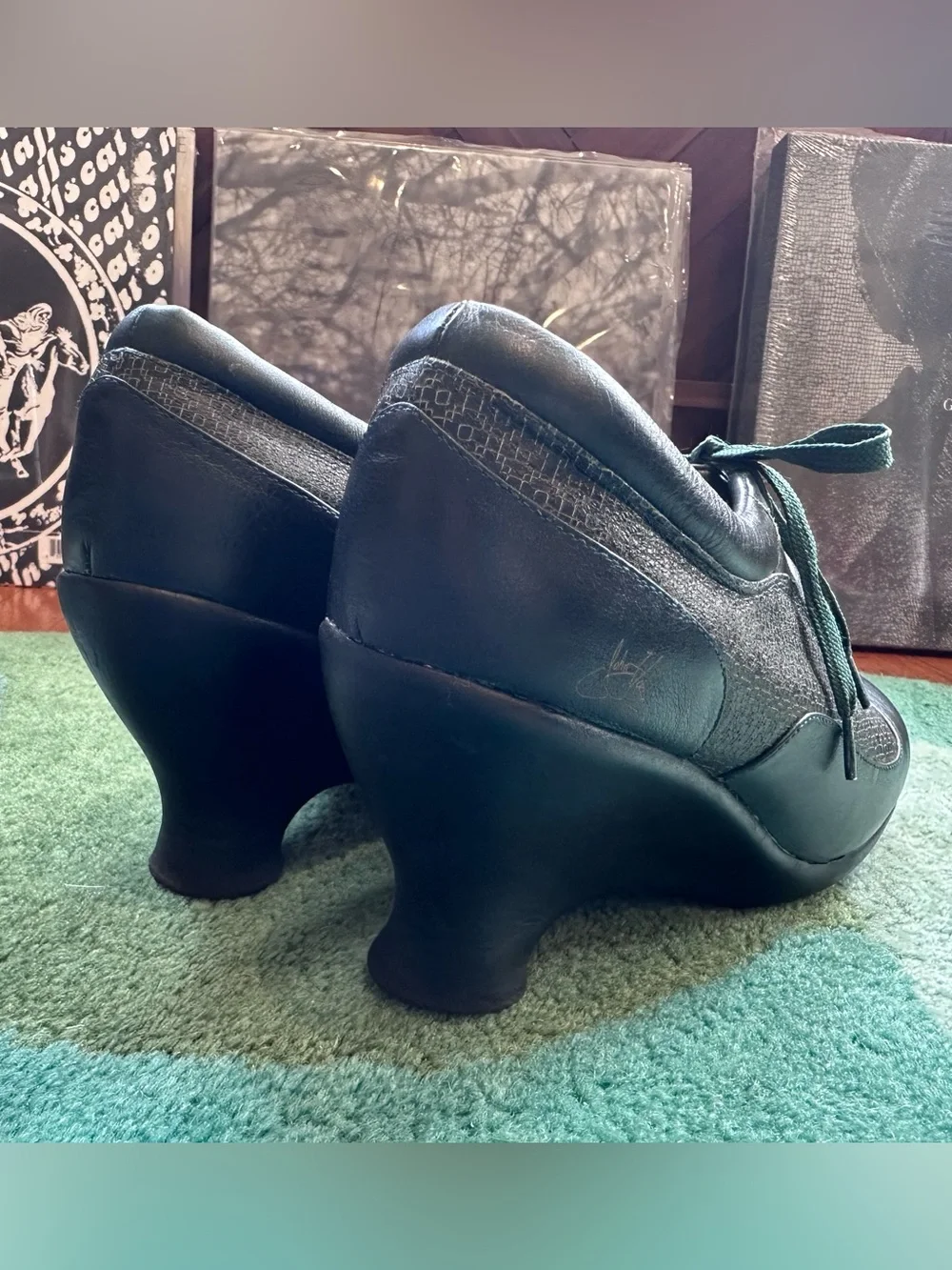 Fluevog VINTAGE EXCELLENT Friends Tillie petrol green wedge lace-up shoes -10